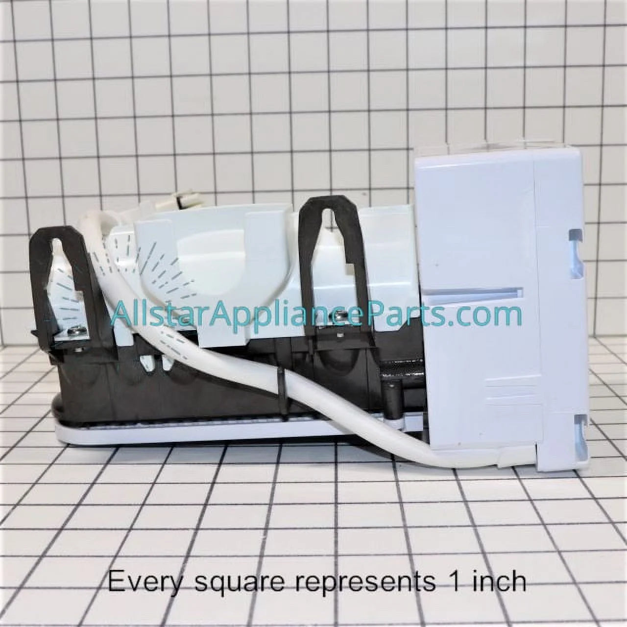Refrigerator Ice Maker Assembly G951322