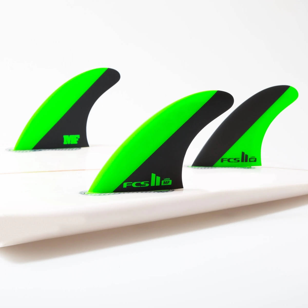 Tri Fin Set Black/White Medium C380991
