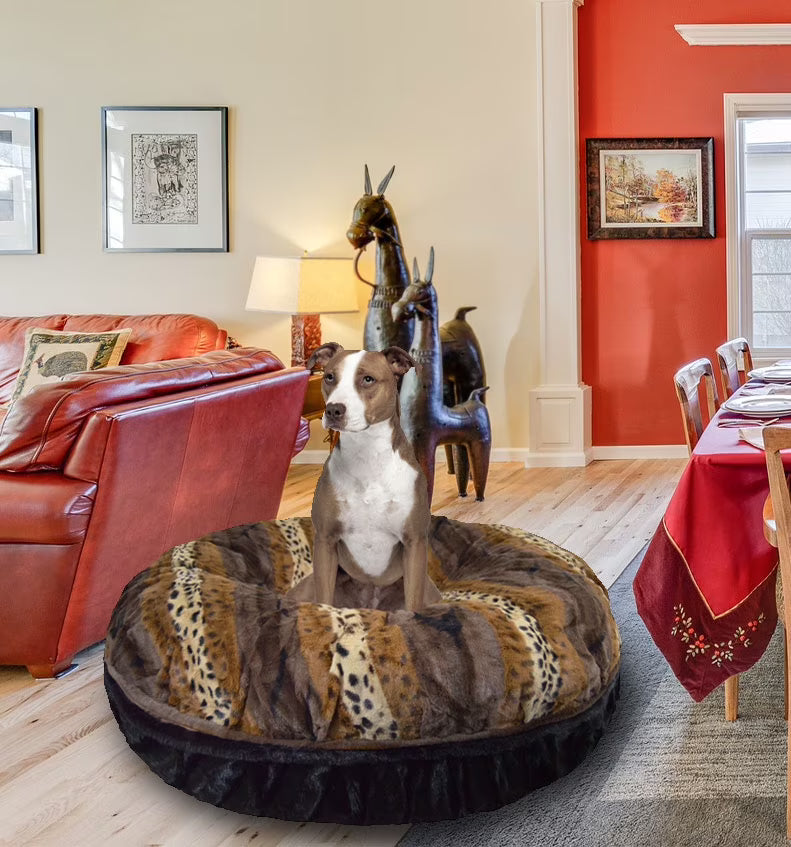 Black Puma Extra Plush Faux Fur Bagel Pet Bed K620