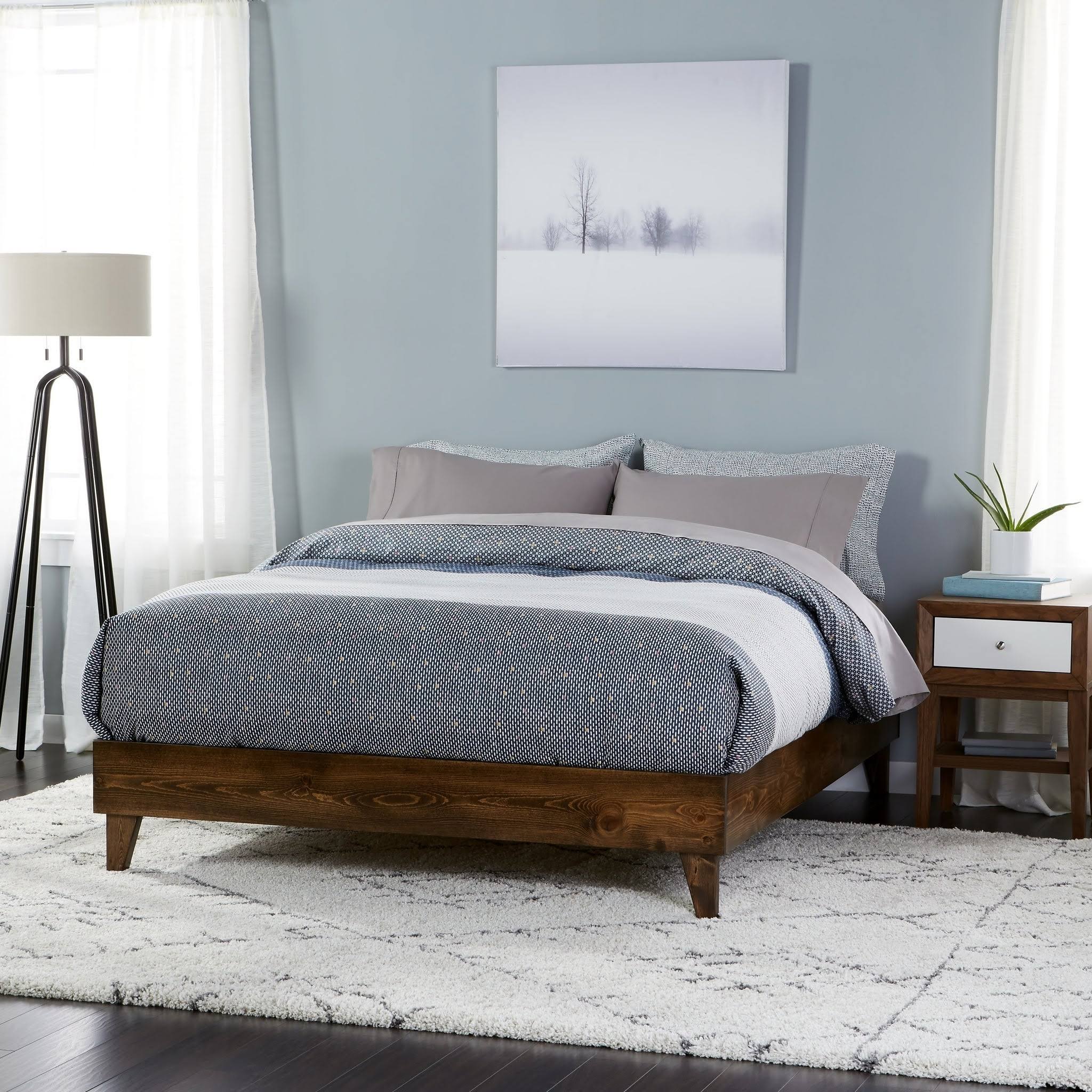 California King Solid Wood Platform Bed A45423
