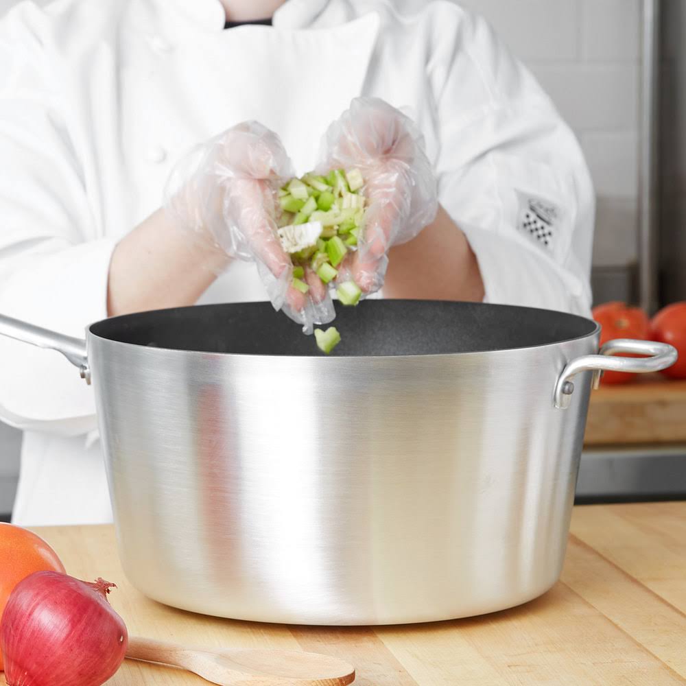 8.5 Quart Tapered Sauce Pan E213