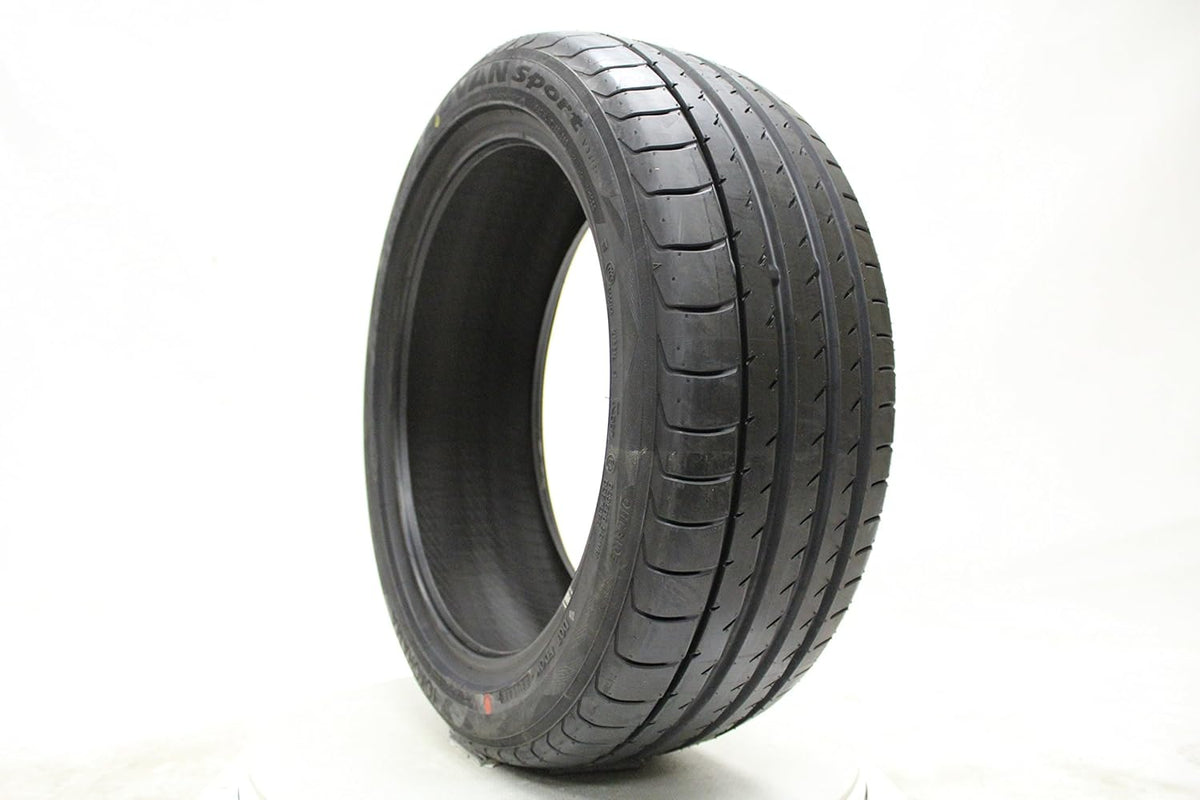 255/35ZR18 Performance Tire M571034