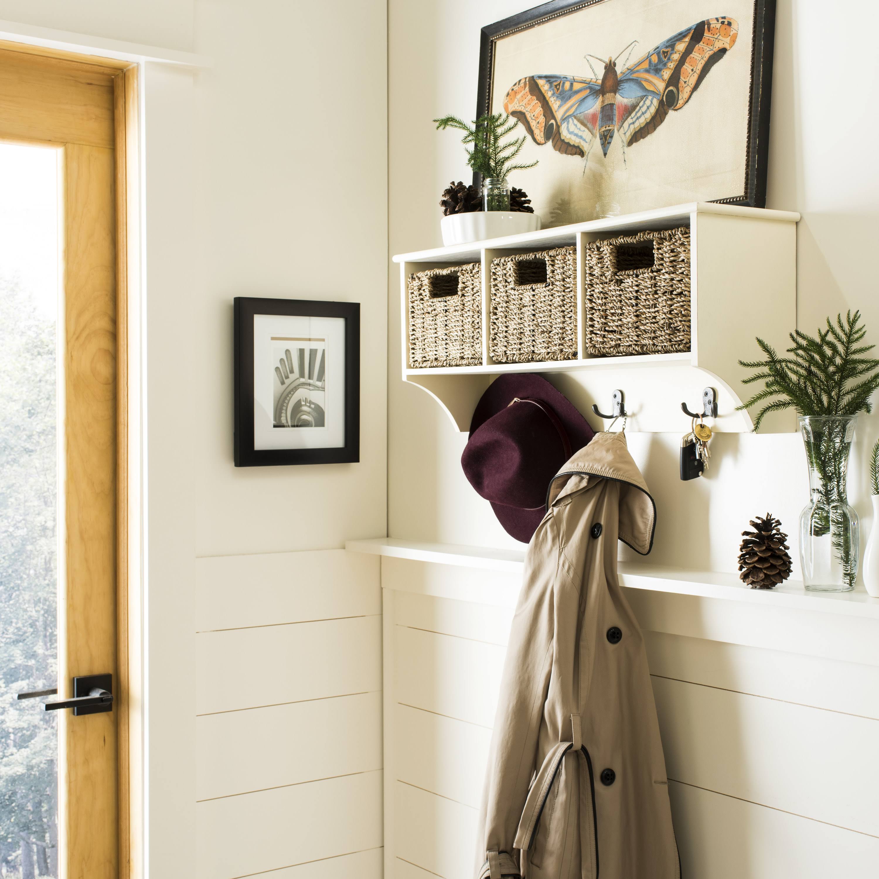 White Hanging 3 Basket Wall Rack E7056