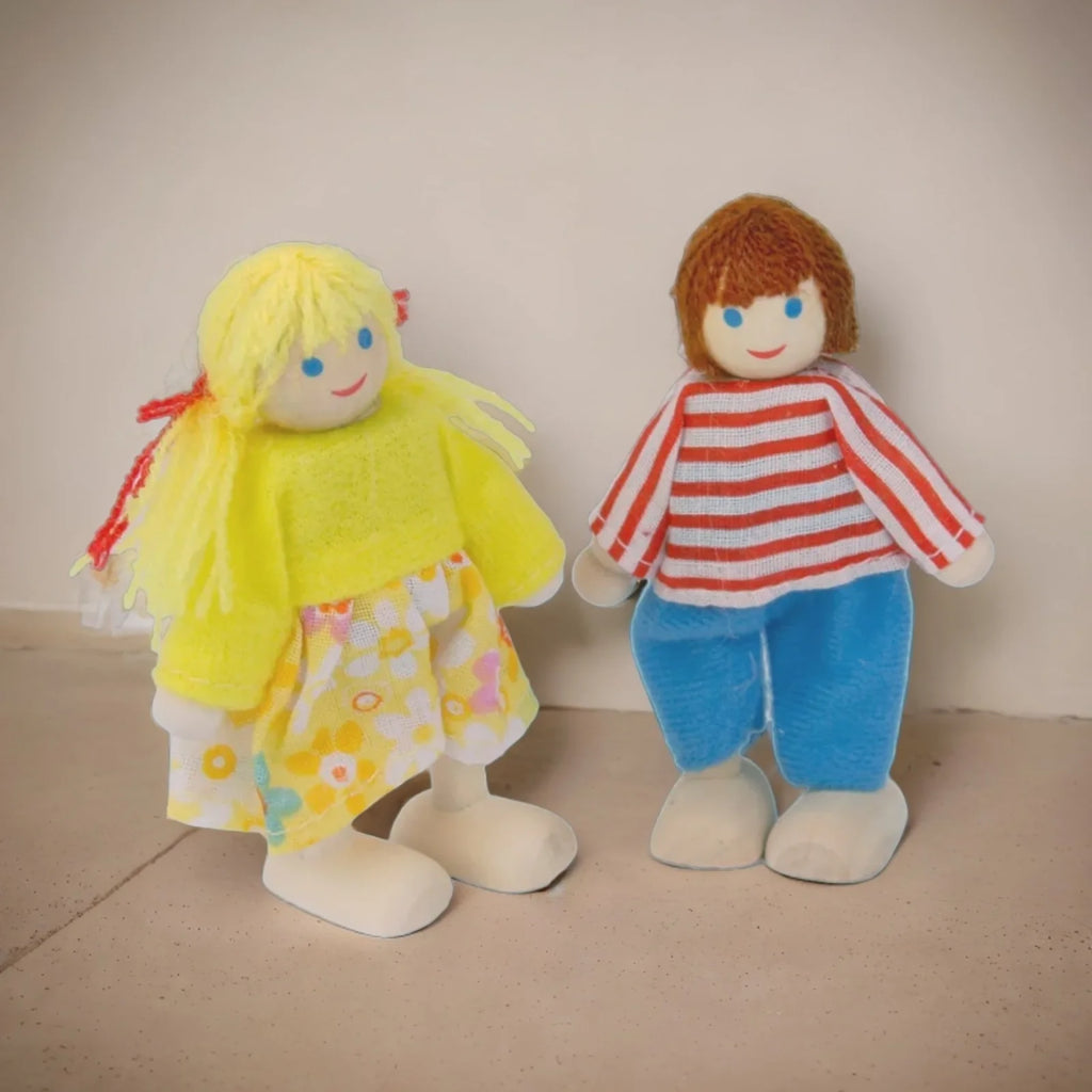 6-Pieces Wooden Doll Family for Dollhouse, 1:12 Scale R4599