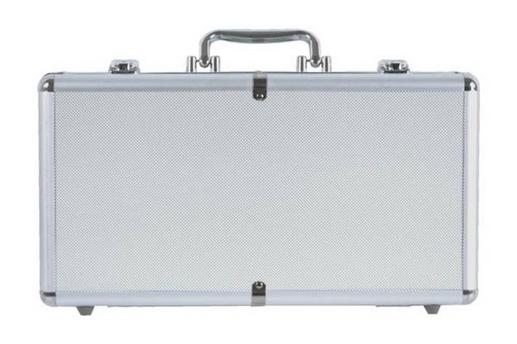 300 Piece Poker Chips in Aluminum Case F58775