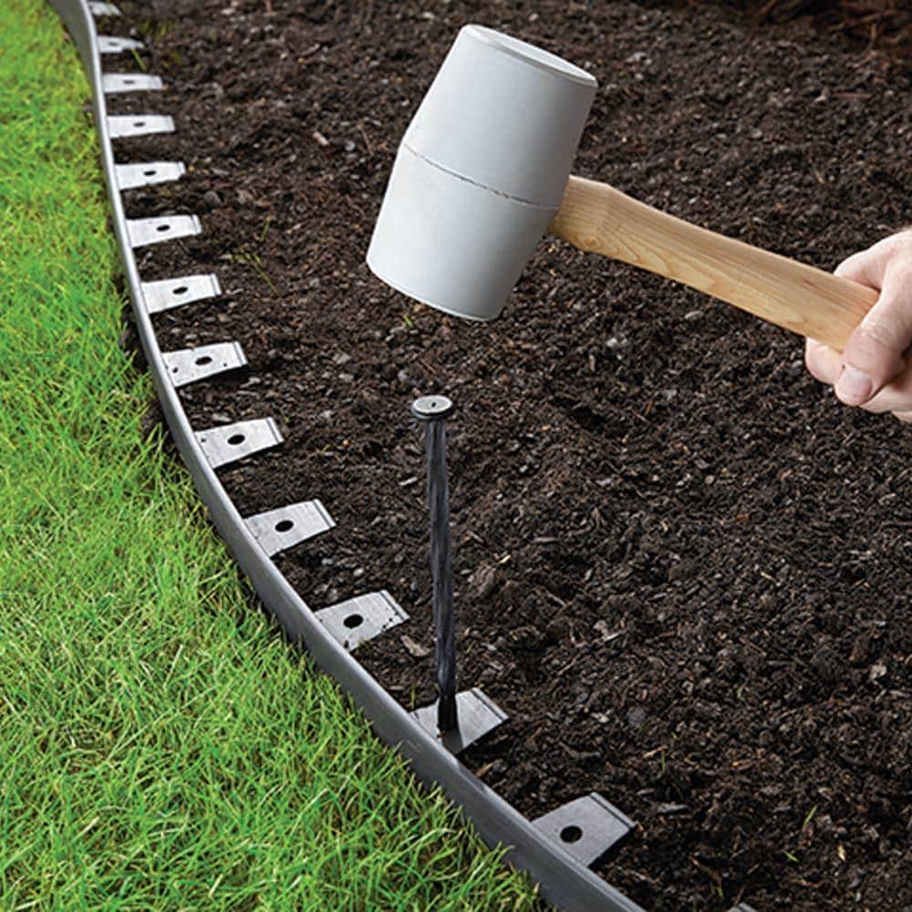 Black Plastic Landscape Edging Roll Y84026