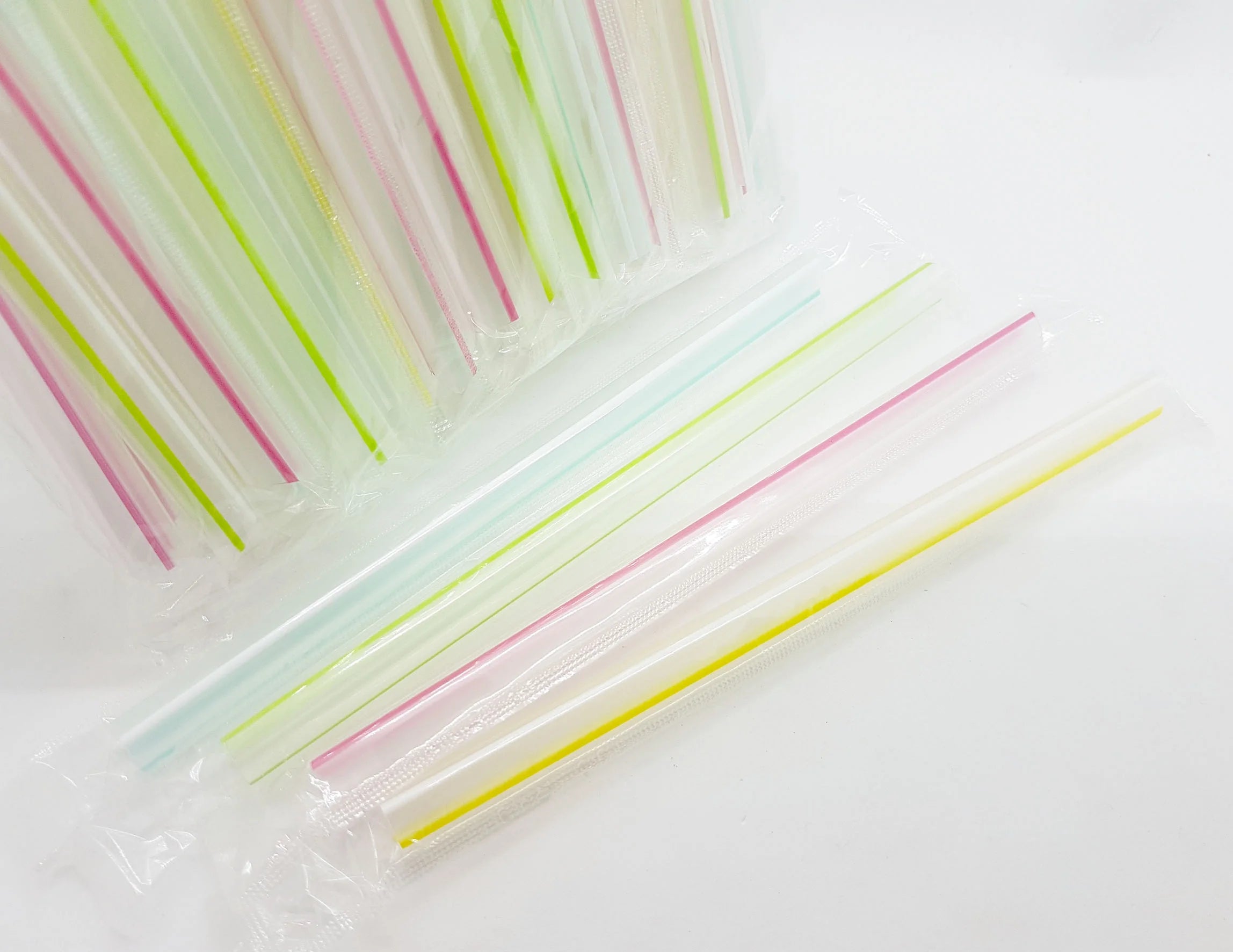 Milk Tea Bubble Tea Kit with Black Boba Tapioca Pearl and 10 Straws S946047