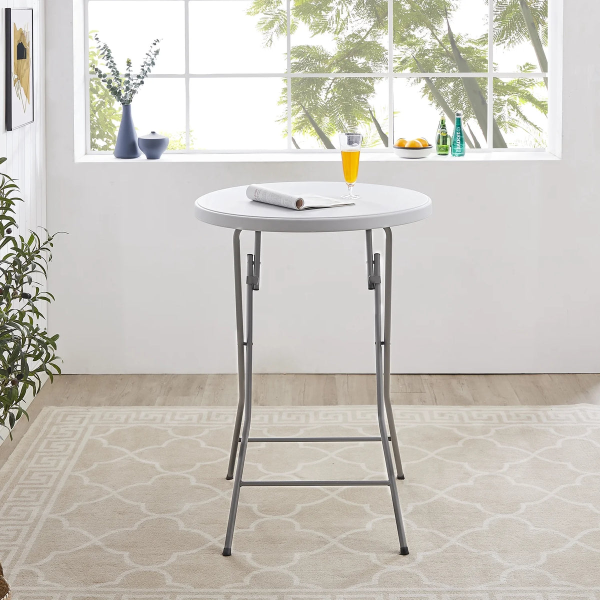 White Round Folding Resin Cocktail Table K7345