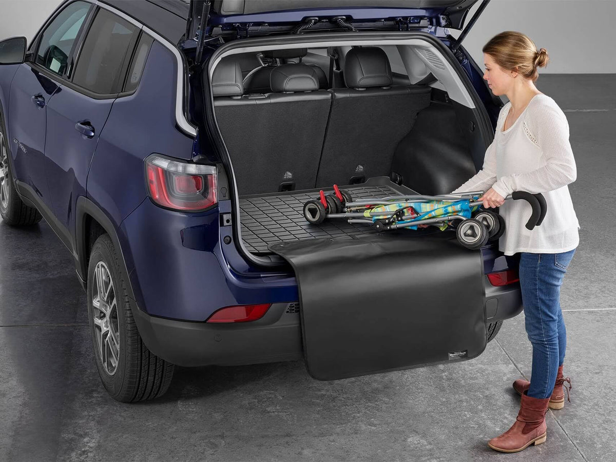 Black Cargo Liner K73009