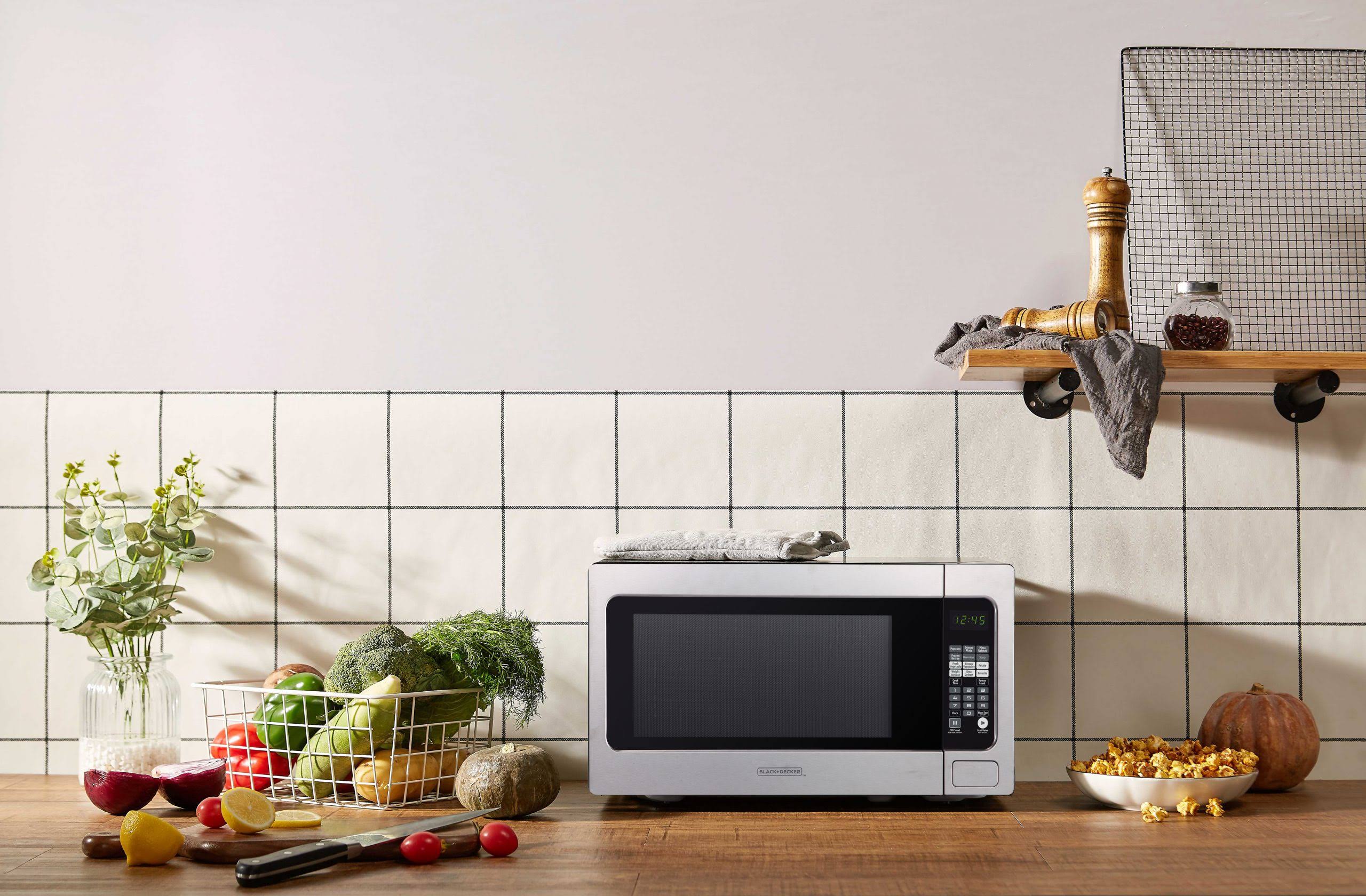 2.2 Cu. ft. Stainless Steel Microwave W1025