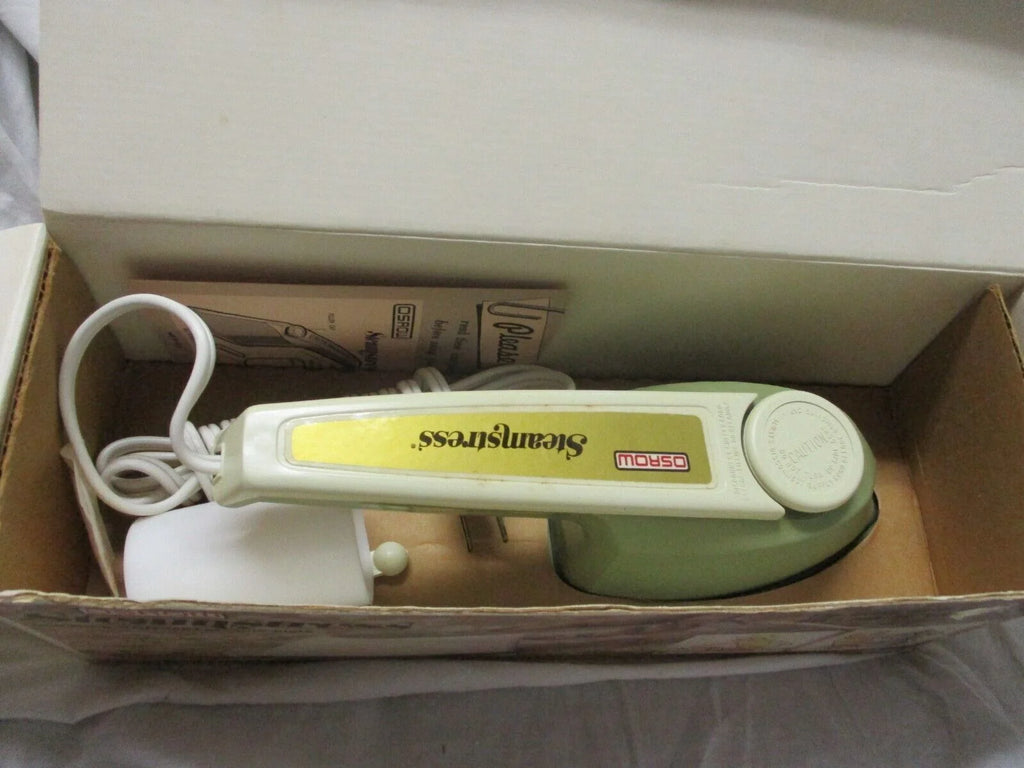 Vintage Fabric Steam Iron M829