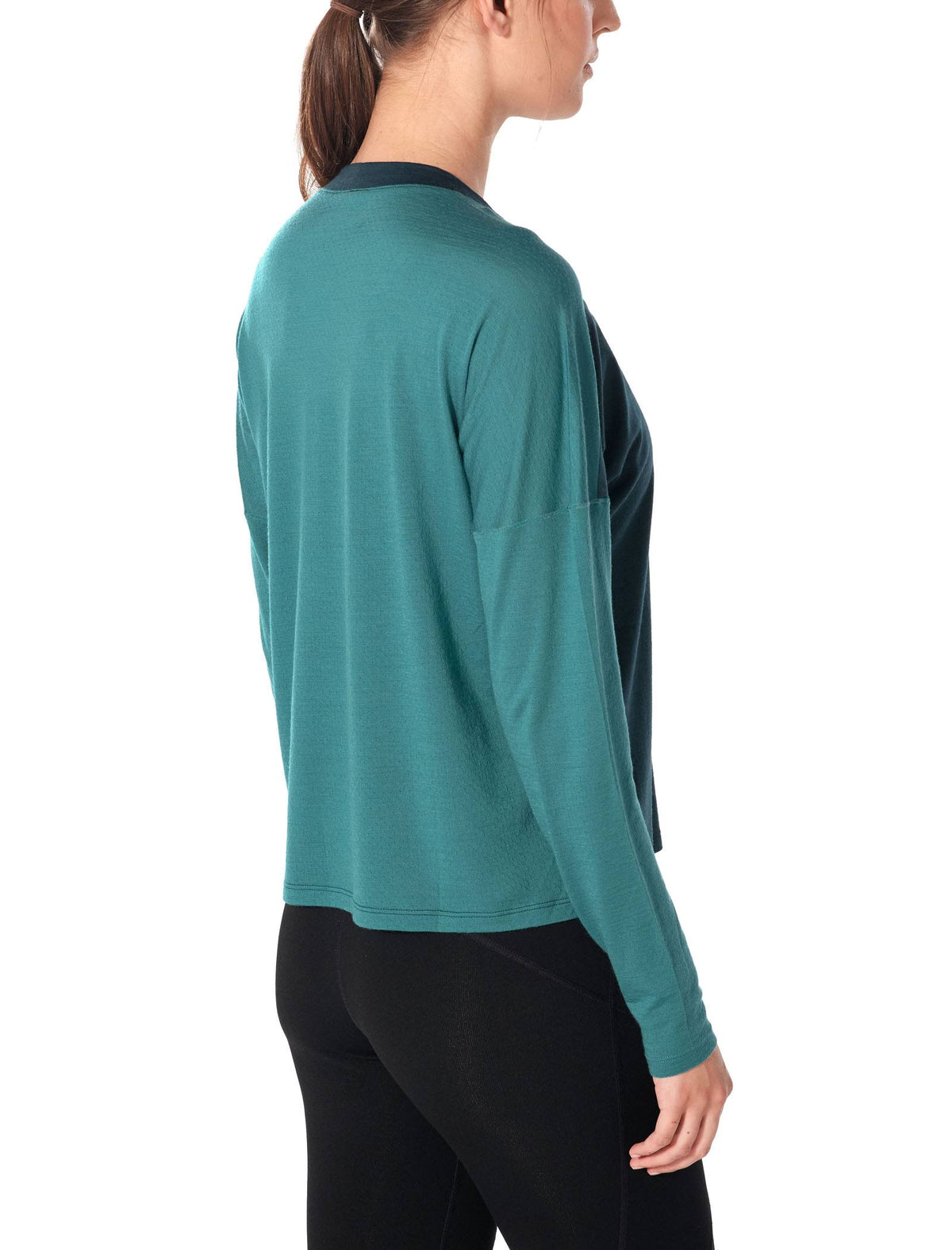 Nightfall Blue Spruce Long Sleeve Crewe I280017