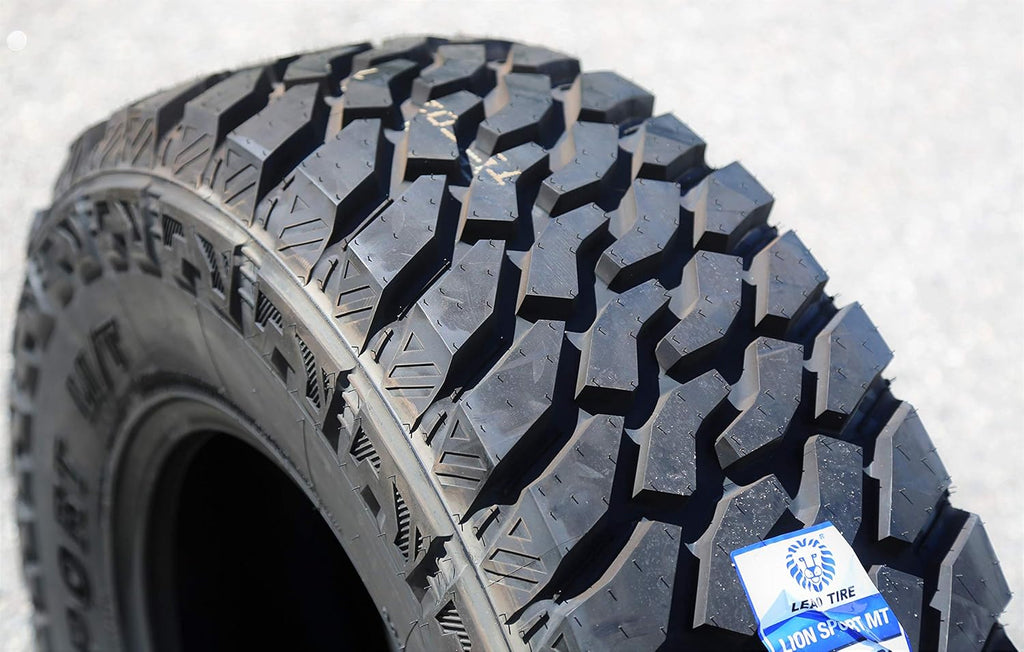 LT305/70R17 Mud Off-Road Light Truck Radial Tire U7583