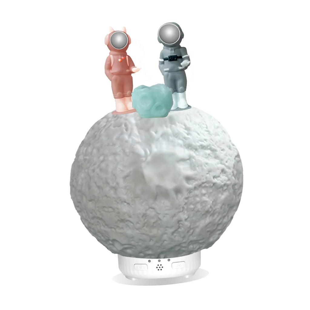Astronaut Statue Essential Oil Diffuser Tabletop Humidifier S142