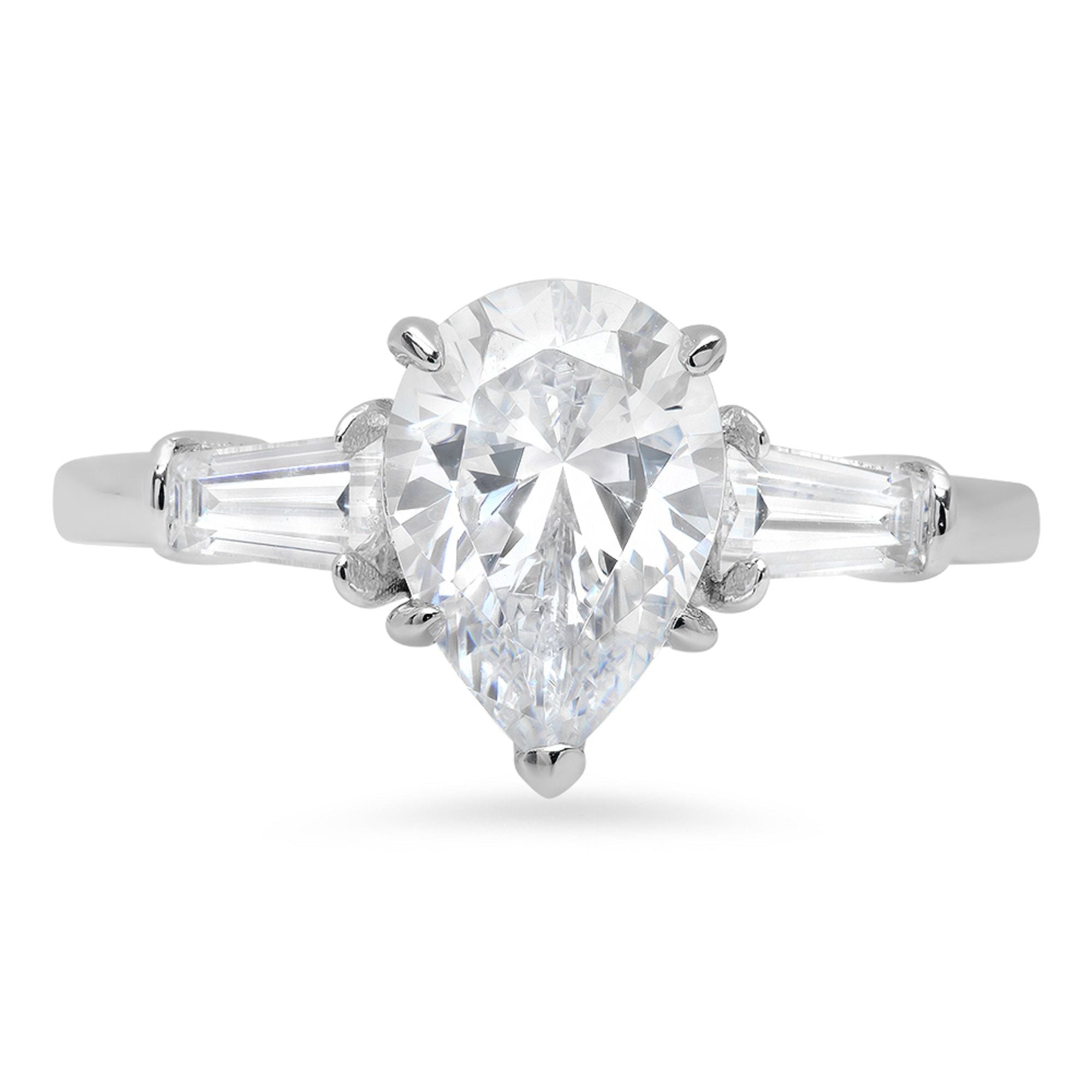 18K White Gold Three-Stone Diamond Engagement Ring Q146621