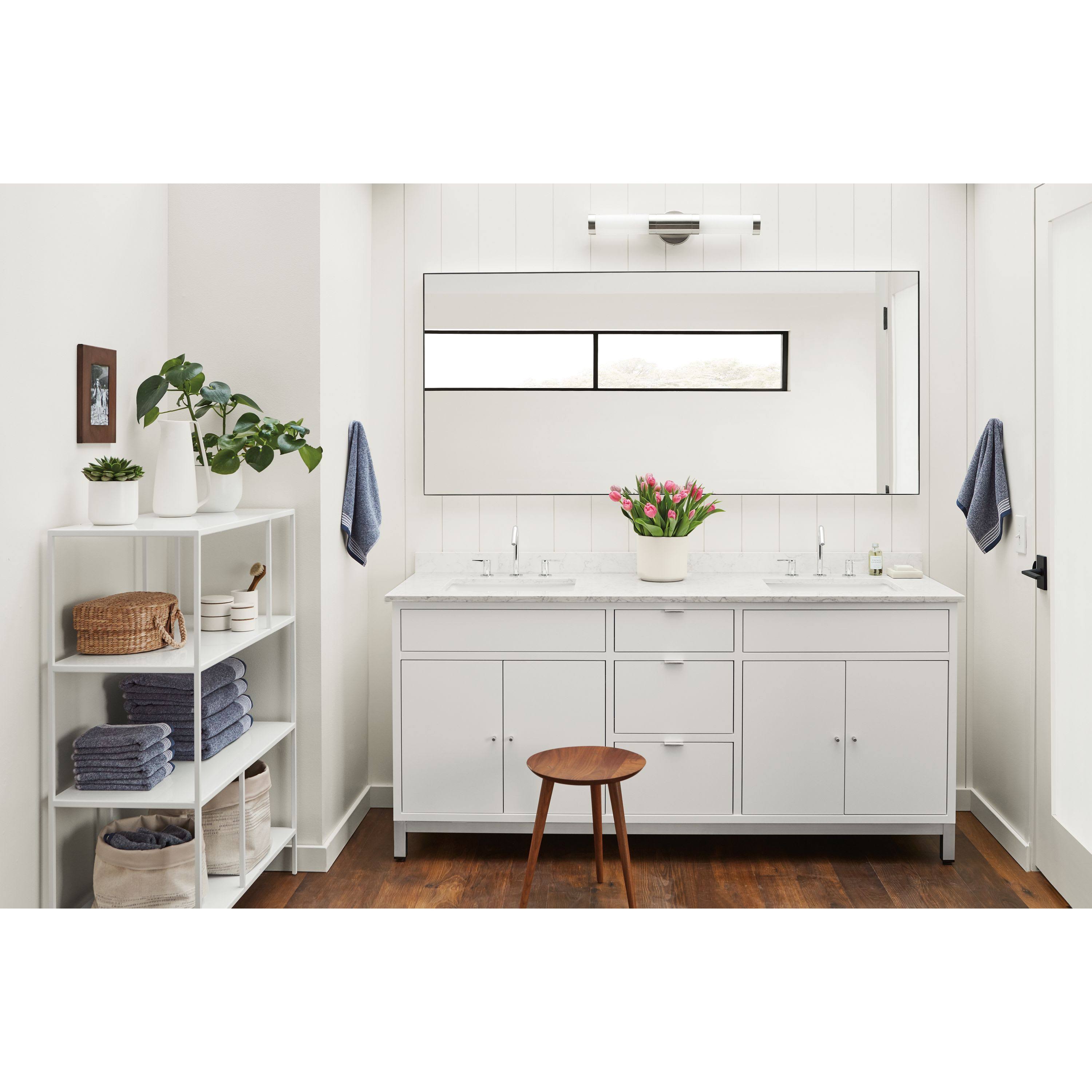 White Bookcase C353