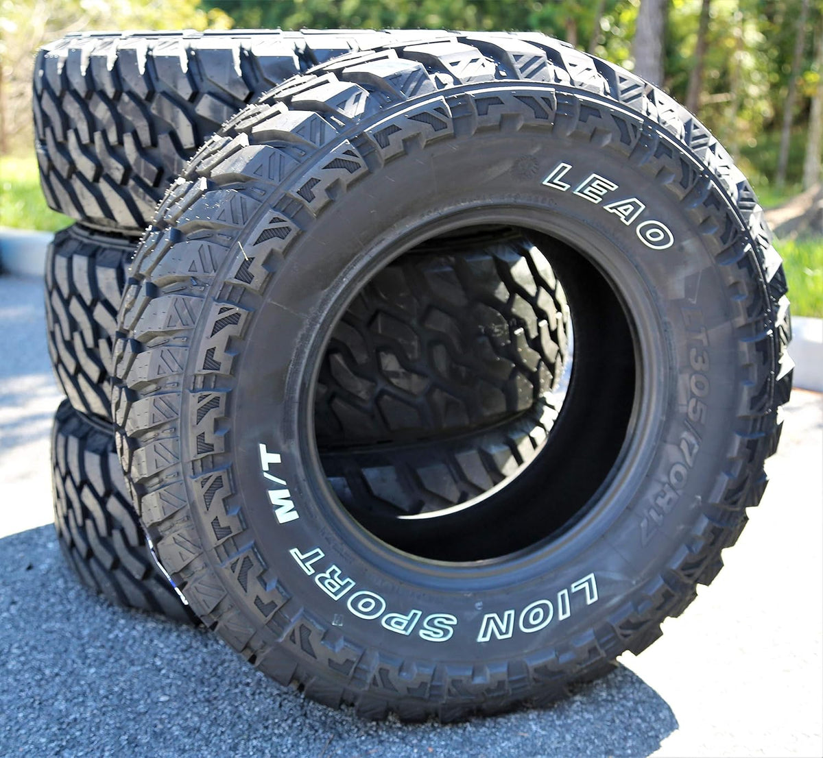 LT305/70R17 Mud Off-Road Light Truck Radial Tire U7583