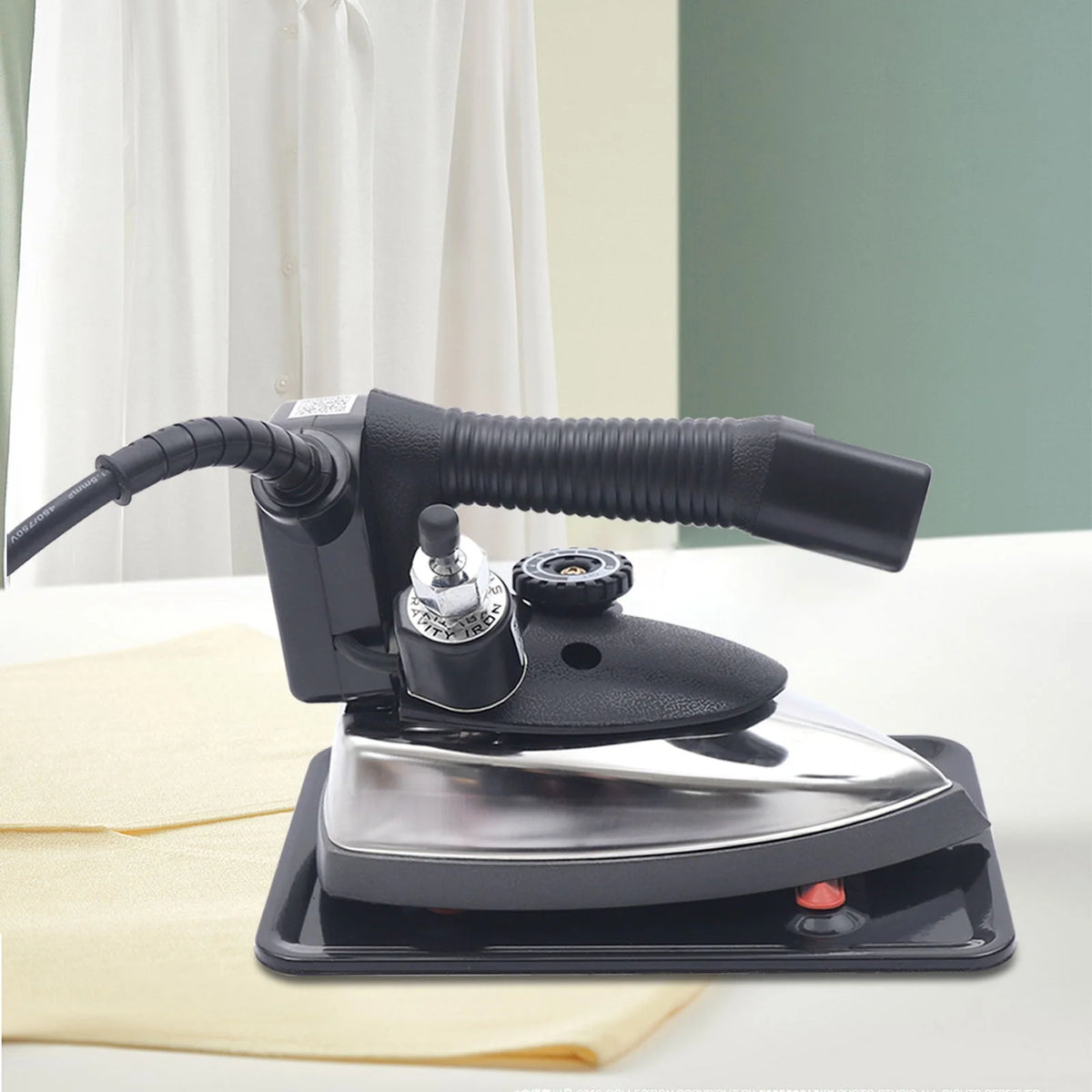 Industrial Electric Steam Iron 3L Water Bottle 1KW E7436