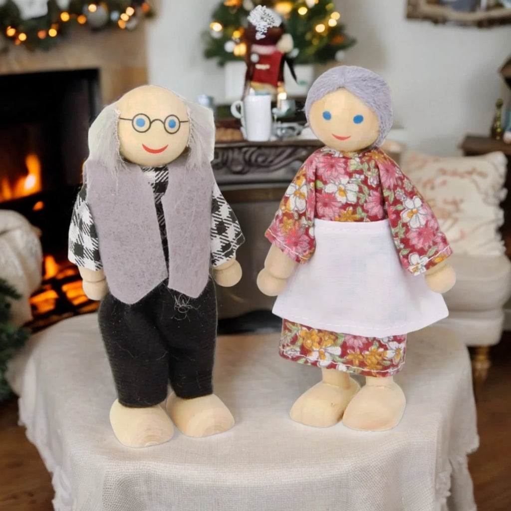 6-Pieces Wooden Doll Family for Dollhouse, 1:12 Scale R4599