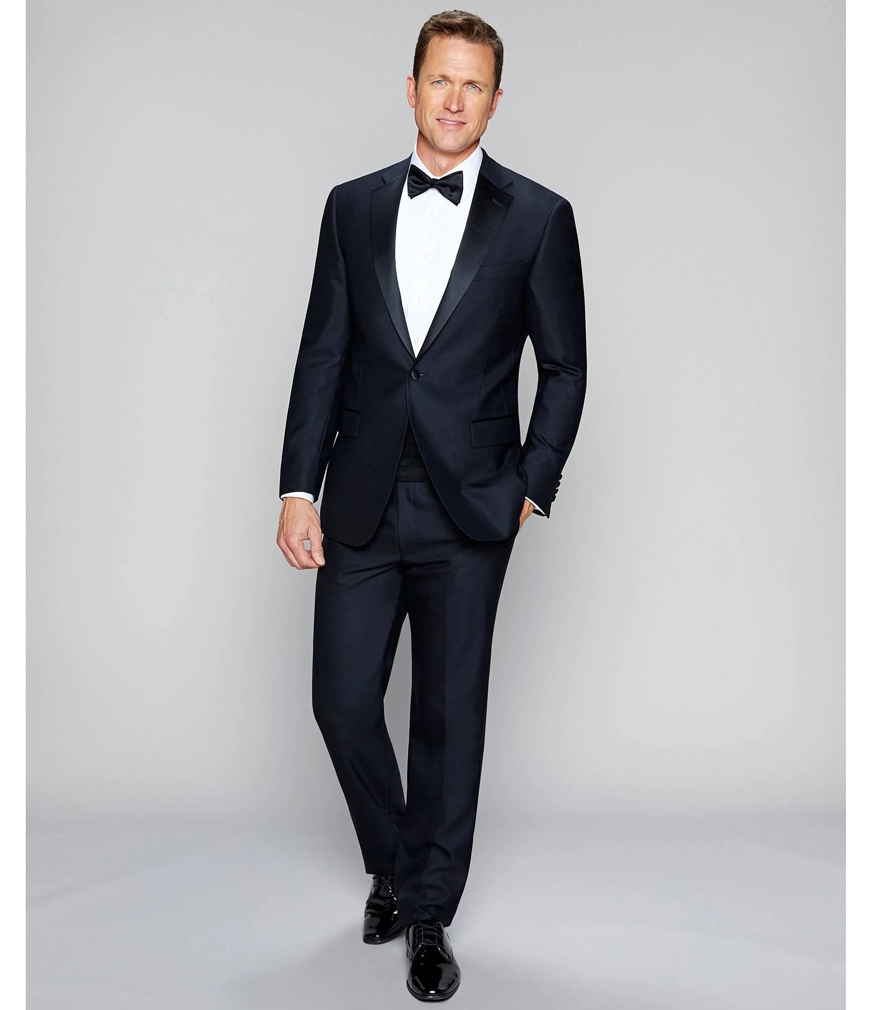 Black Modern-Fit Tuxedo R5430