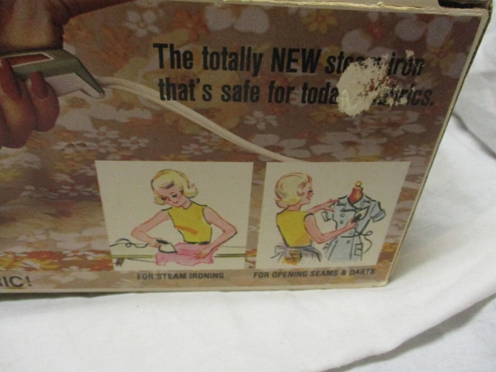 Vintage Fabric Steam Iron M829