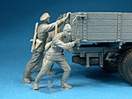 1:35 GAZ-AAA Mod. 1943 Cargo Truck Q3545